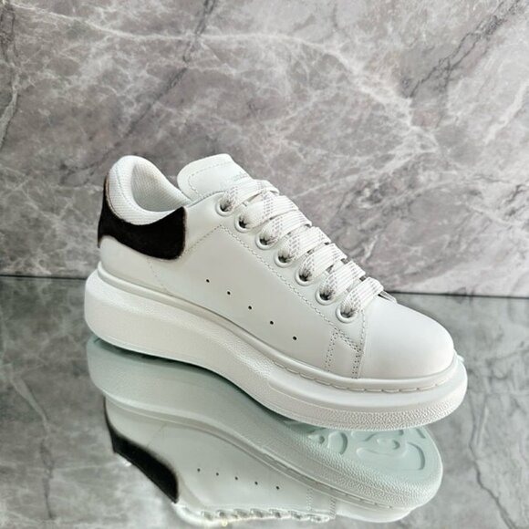 White/Black Oversized McQueen Shoe - Picture 2 of 6